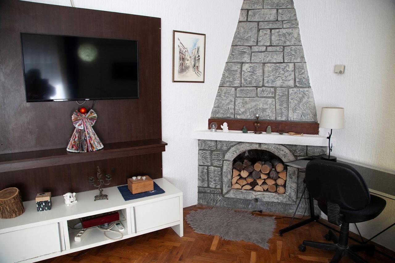 Apartman Ksenija Ðakovo Exterior foto