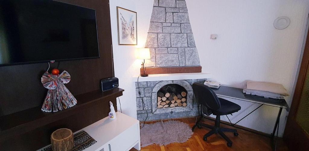 Apartman Ksenija Ðakovo Exterior foto