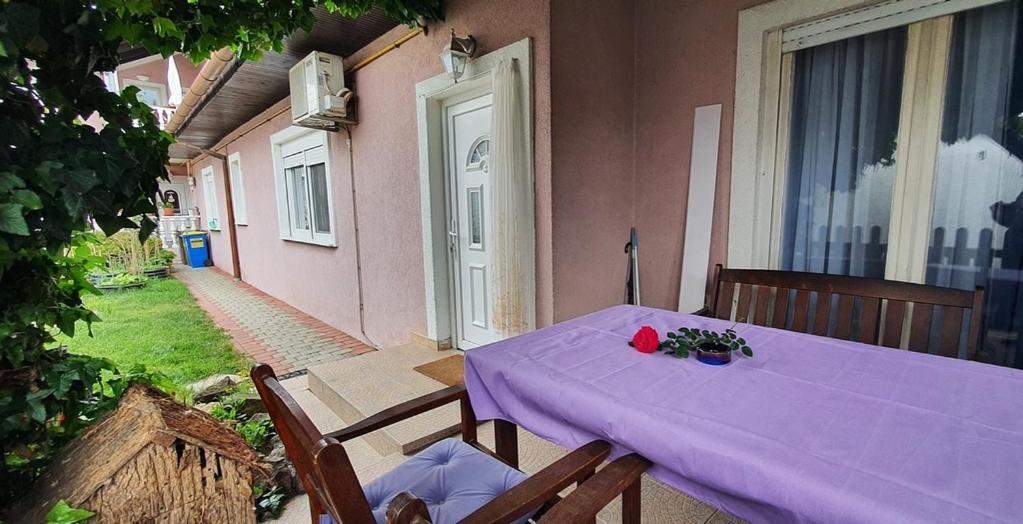 Apartman Ksenija Ðakovo Exterior foto